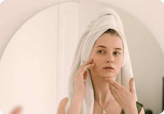 gua sha reduces facial puffiness